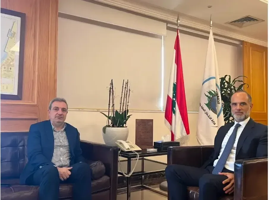 رسامني عرض مع أبو فاعور مشاريع طريق ضهر البيدر ونفق الأزهر وإنارة الطرق الدولية وملف المصنع